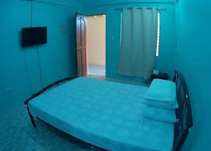 Leisure Hotel *